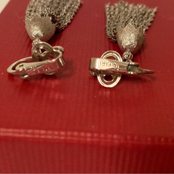 CROWN TRIFARI EARRINGS SILVER TONE FRINGE TASSEL DANGLE DROP CLIP ON VINTAGE - Picture 6 of 7